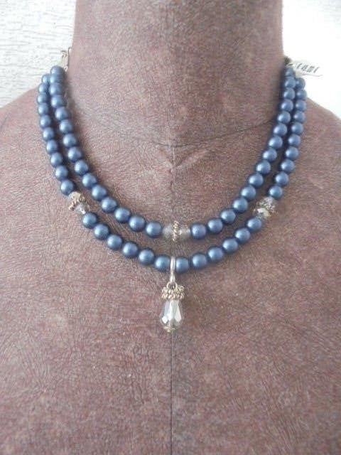 M Ketting blauwe parels en kristallen hanger, Overige materialen, Blauw, Nieuw, Ophalen of Verzenden