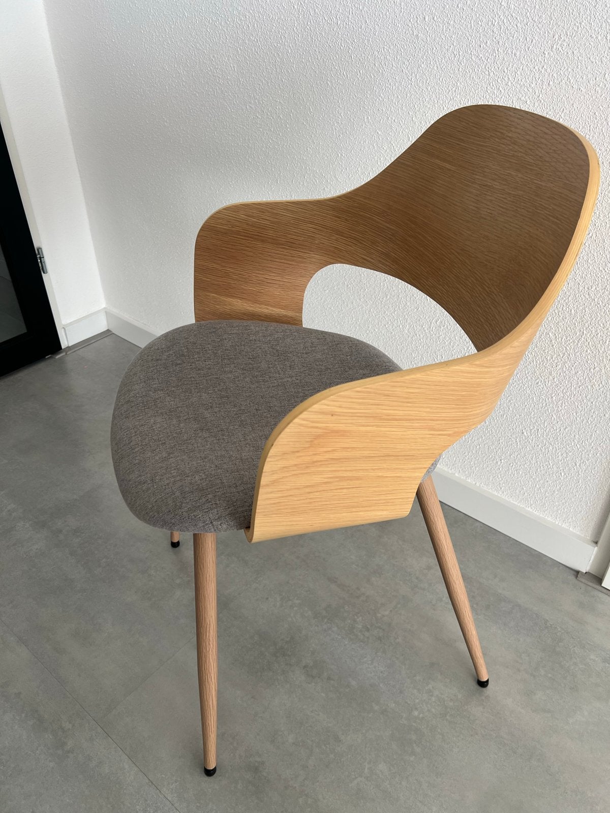 4 Jysk eetkamerstoelen, Ophalen, Gebruikt, Overige kleuren, Vier