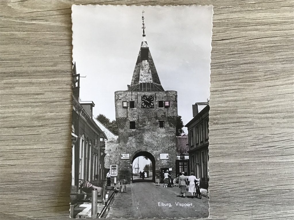 Oude Ansichtkaart Elburg, Vispoort - Gelopen 1961, Ophalen of Verzenden, 1940 tot 1960, Gelopen, Gelderland