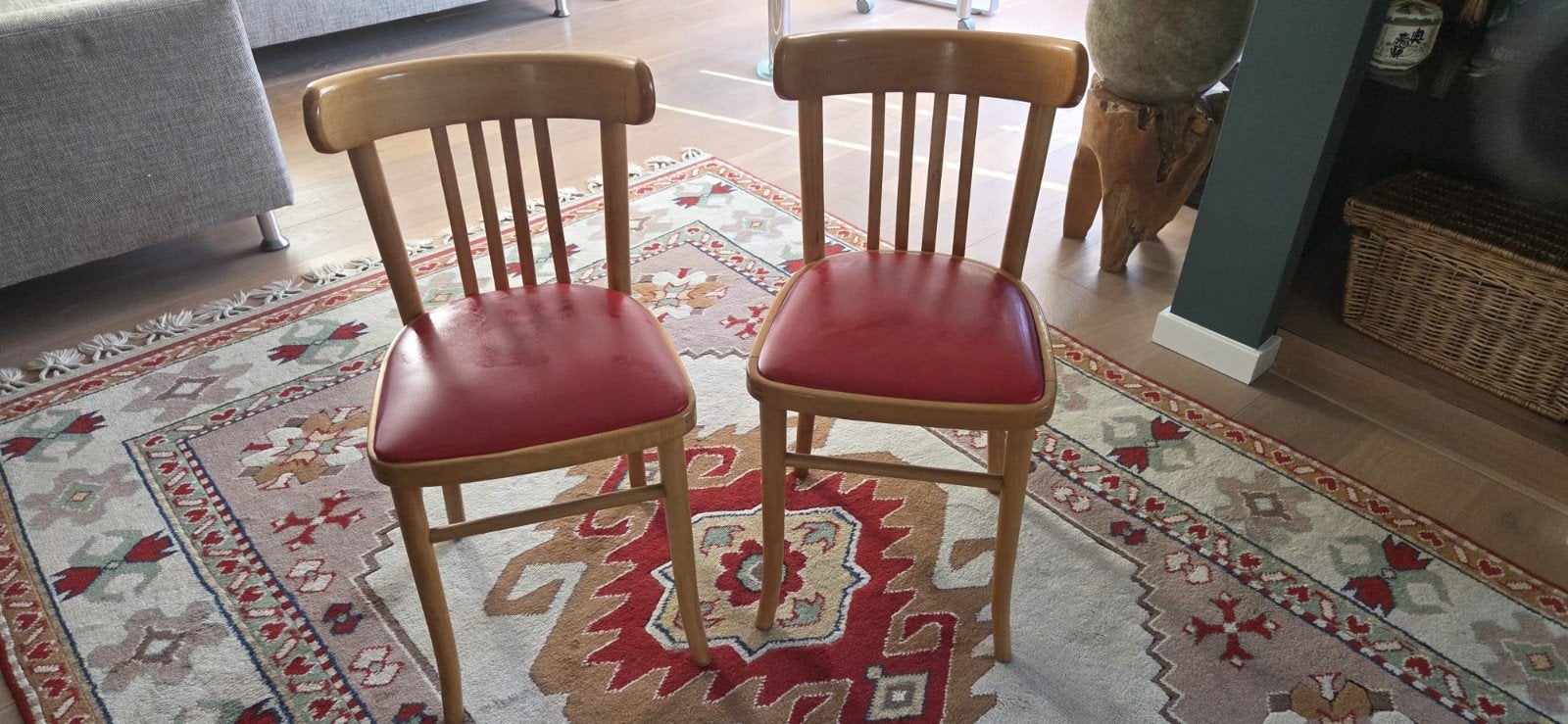 Keukenstoelen met rode zitting., Ophalen, Gebruikt, 50 tot 100 cm, Minder dan 100 cm