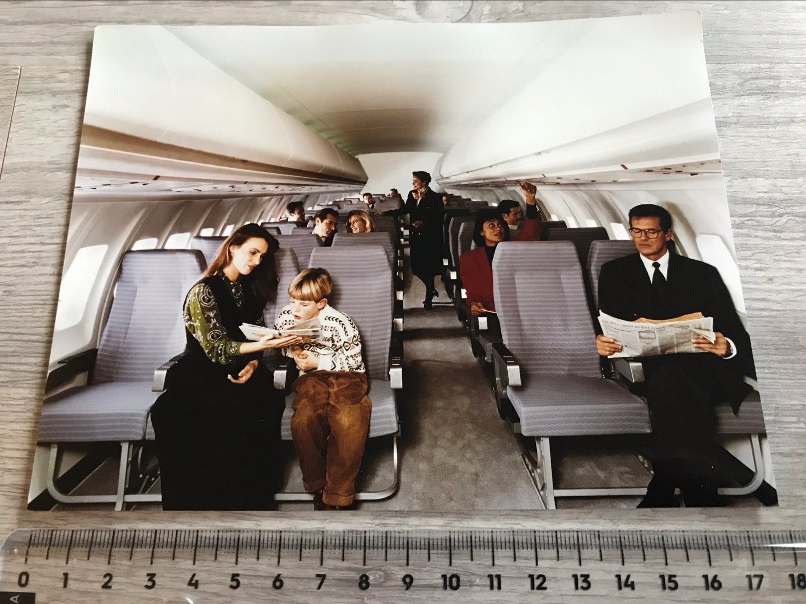 Fabriekfoto Fokker F70 ? Cabine inrichting Foto Luchtvaart, Ophalen of Verzenden, Zo goed als nieuw, Kaart, Foto of Prent