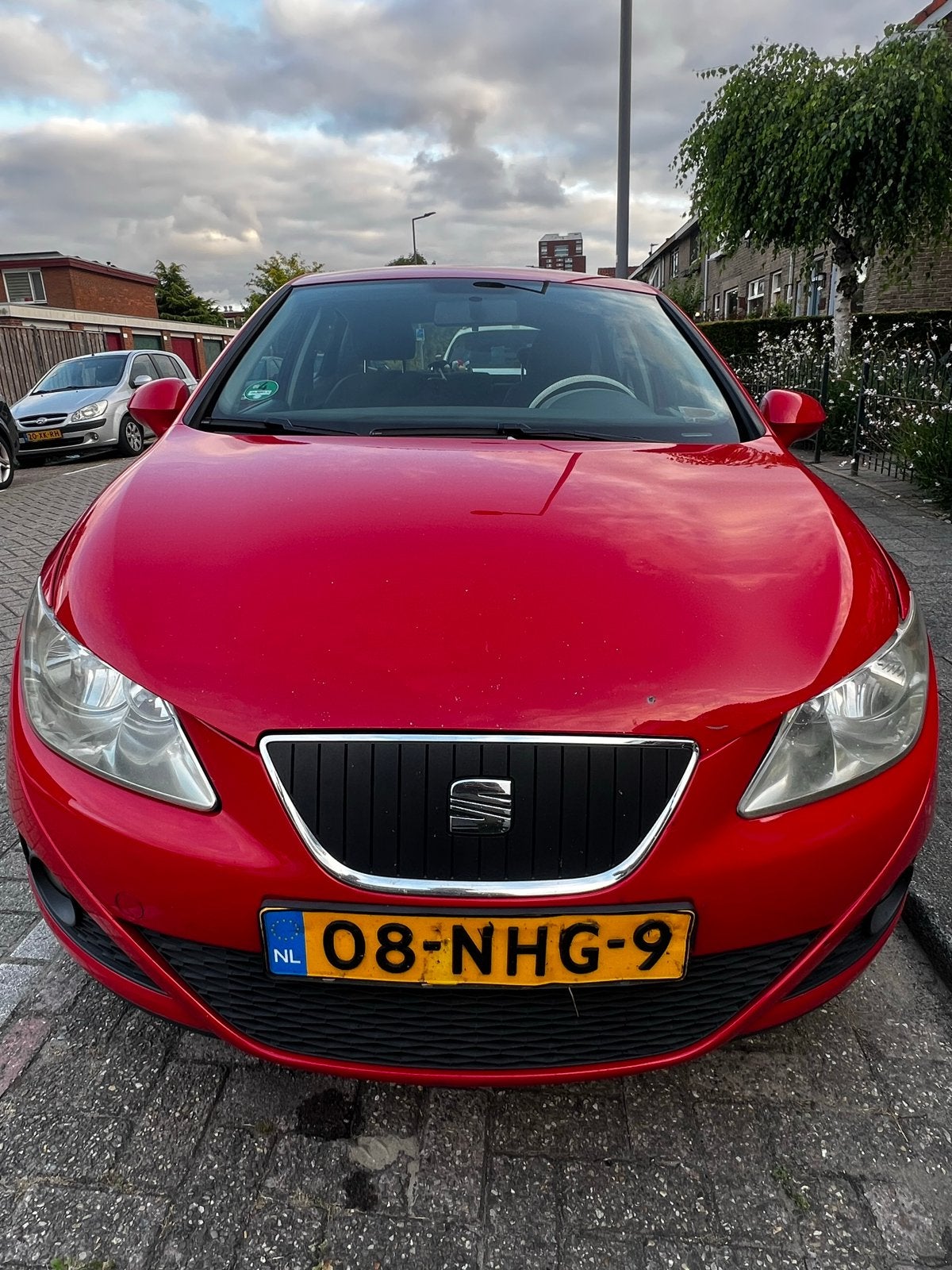 Seat Ibiza 1.2 TDI 55KW Ecomotive 2010 Rood, Auto's, Voorwielaandrijving, 74 pk, 1199 cc, 96 €/maand