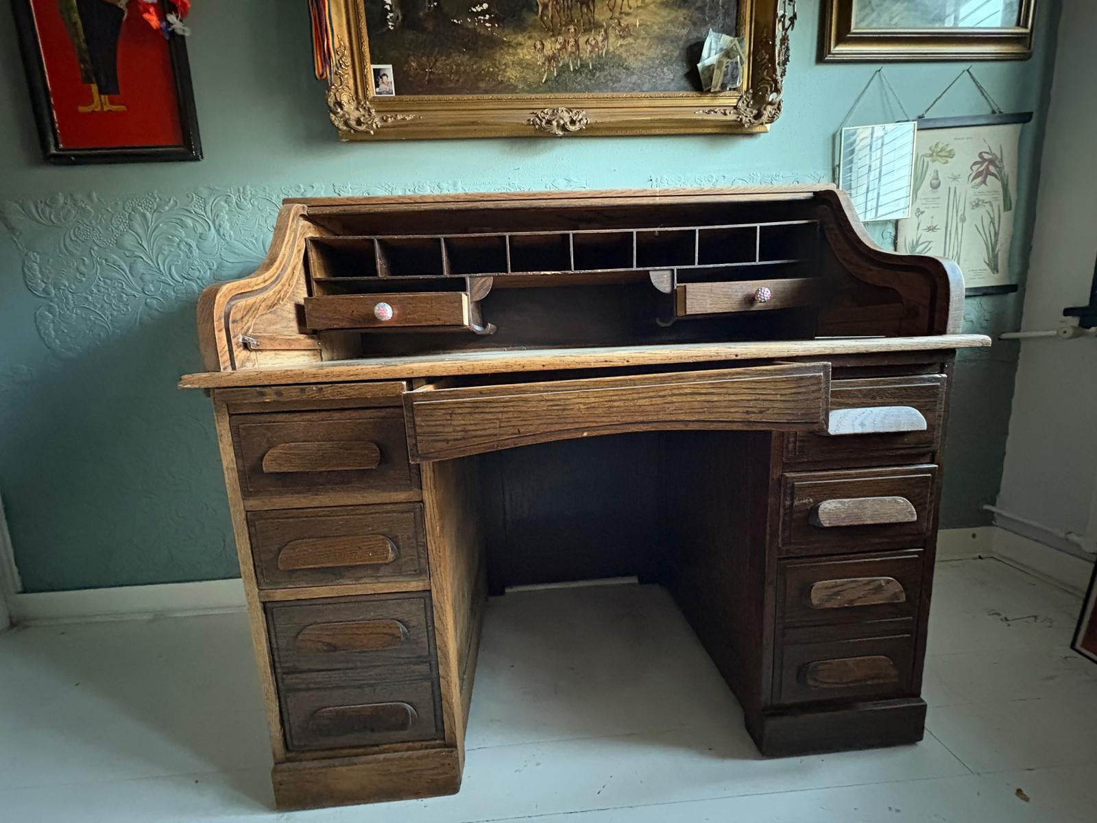 Antiek bureau, Ophalen