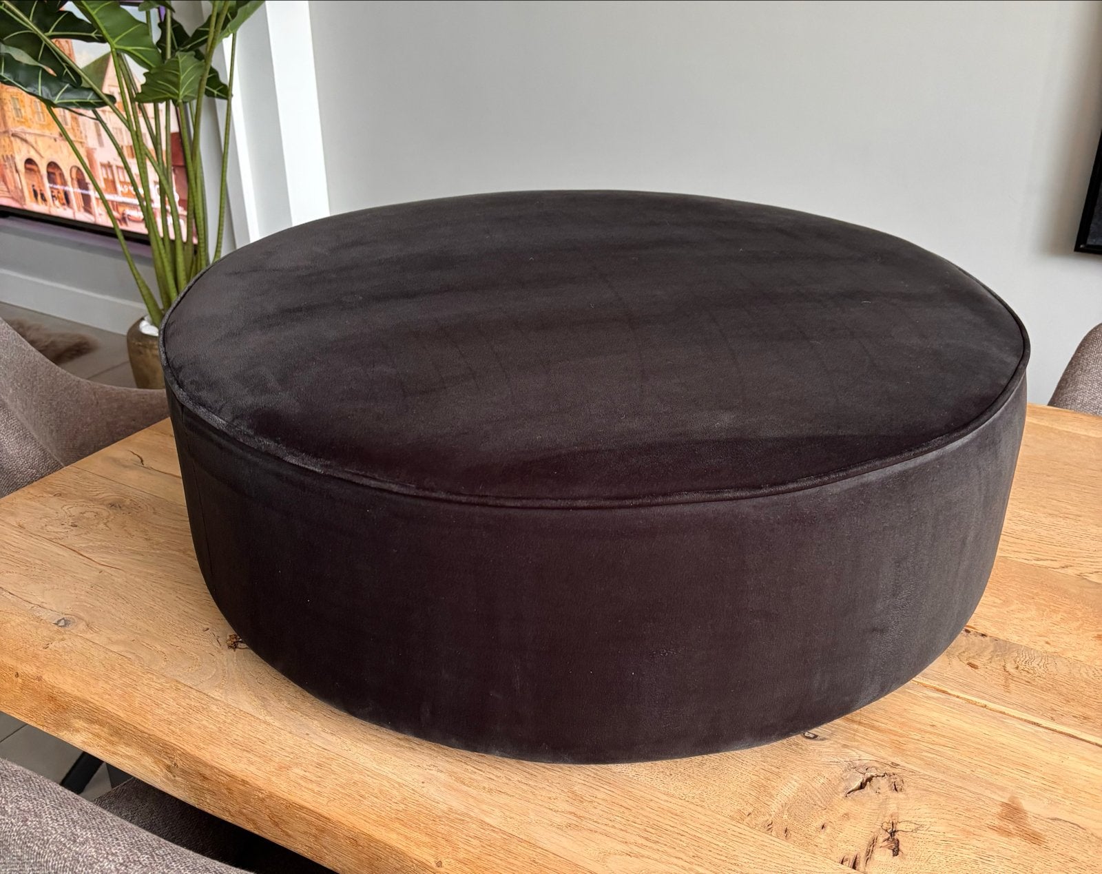 WOOOD Sara poef in zwart velvet (78x78x26 cm), Ophalen, Gebruikt, Rond, 75 tot 100 cm