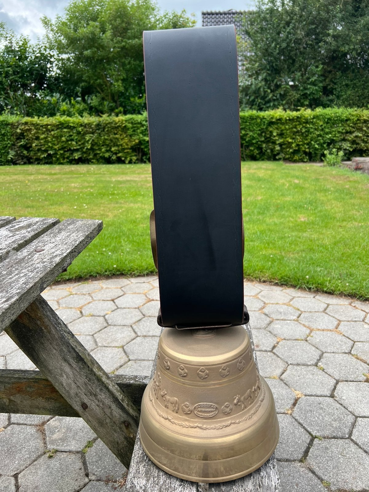 NIEUWSTAAT Grote Bronzen KOEBEL Gusset Uetendorf Zwitserland, Ophalen of Verzenden