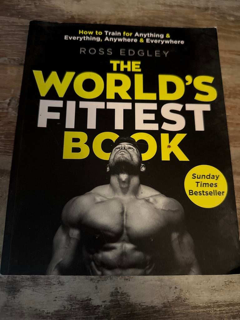 The World's Fittest Book - Ross Edgley (Fitness Boek), Boeken, Sportboeken, Ophalen of Verzenden, Zo goed als nieuw, Fitness