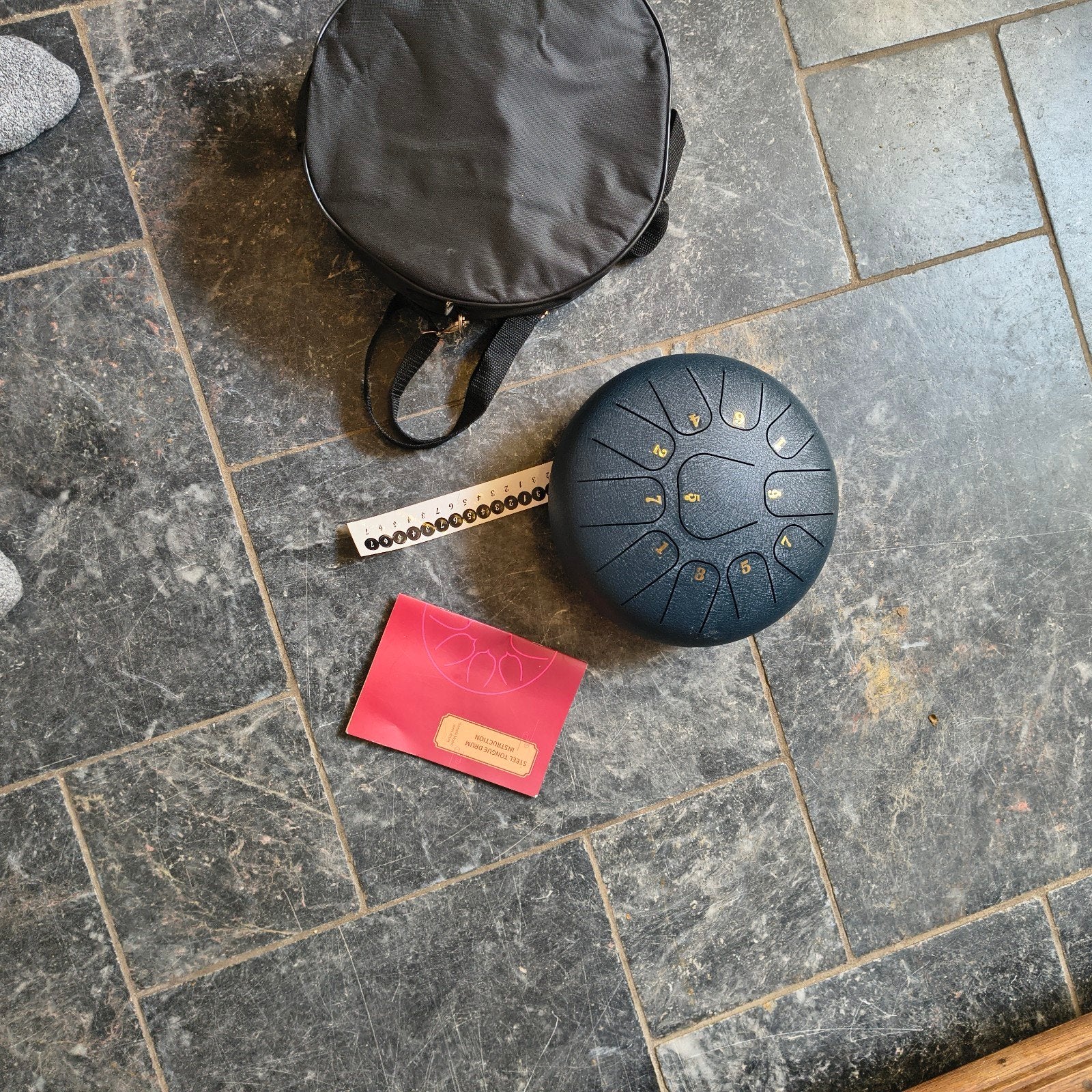 Stalen Tongtrommel (Steel Tongue Drum) met Tas en Stokken, Muziek en Instrumenten, Ophalen of Verzenden, Zo goed als nieuw