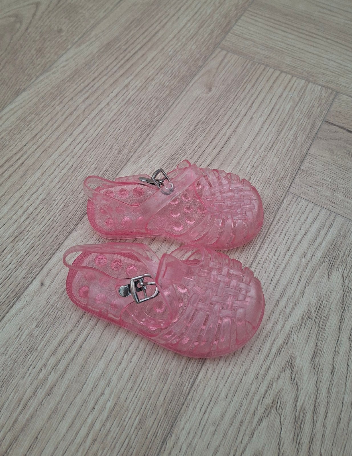 Roze waterschoentjes maat 22, Kinderen en Baby's, Kinderkleding | Schoenen en Sokken, Ophalen, Zo goed als nieuw, Meisje, Schoenen