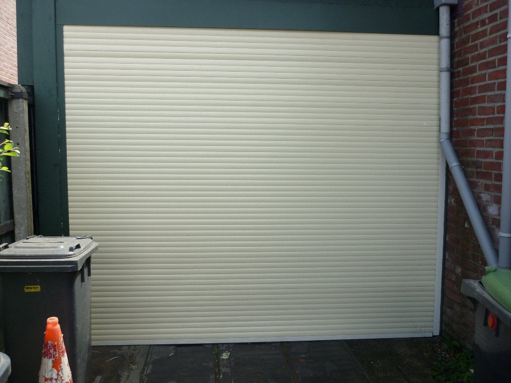 Elektrisch rolluik Aluminium, Doe-het-zelf en Verbouw, Rolluiken, Gebruikt, 200 cm of meer, 200 cm of meer, Crème of Beige, Ophalen