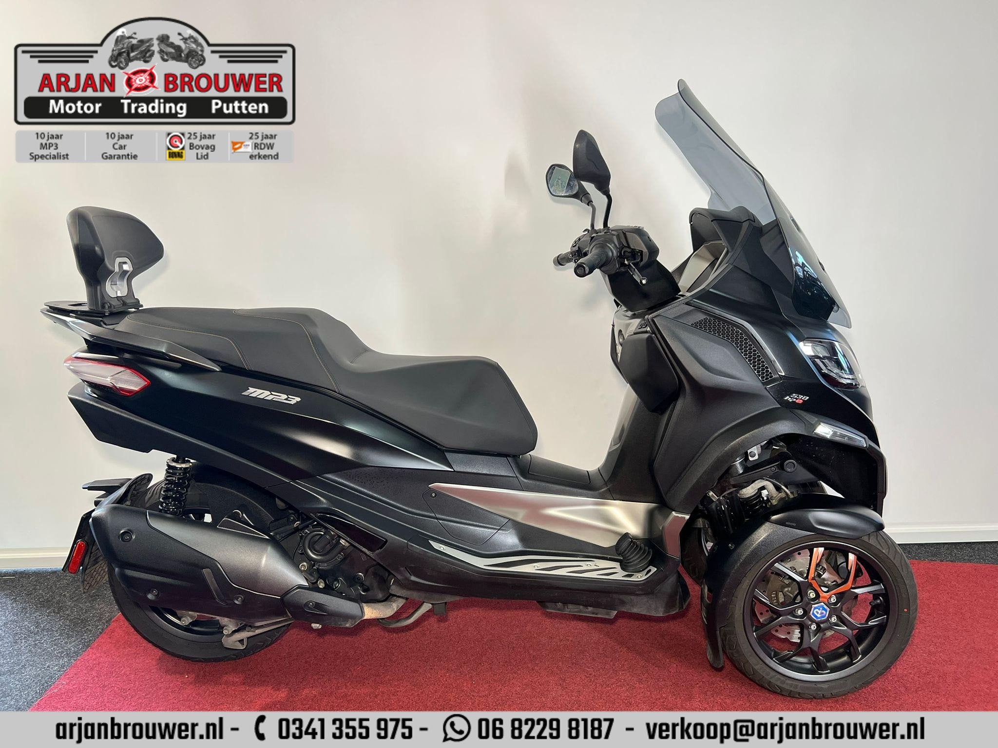 Piaggio MP3 500 HPE Exclusive, Traction Control, Bedrijf, Piaggio Vespa B.V., Minervum 7272
4817 ZM  Breda, NL
