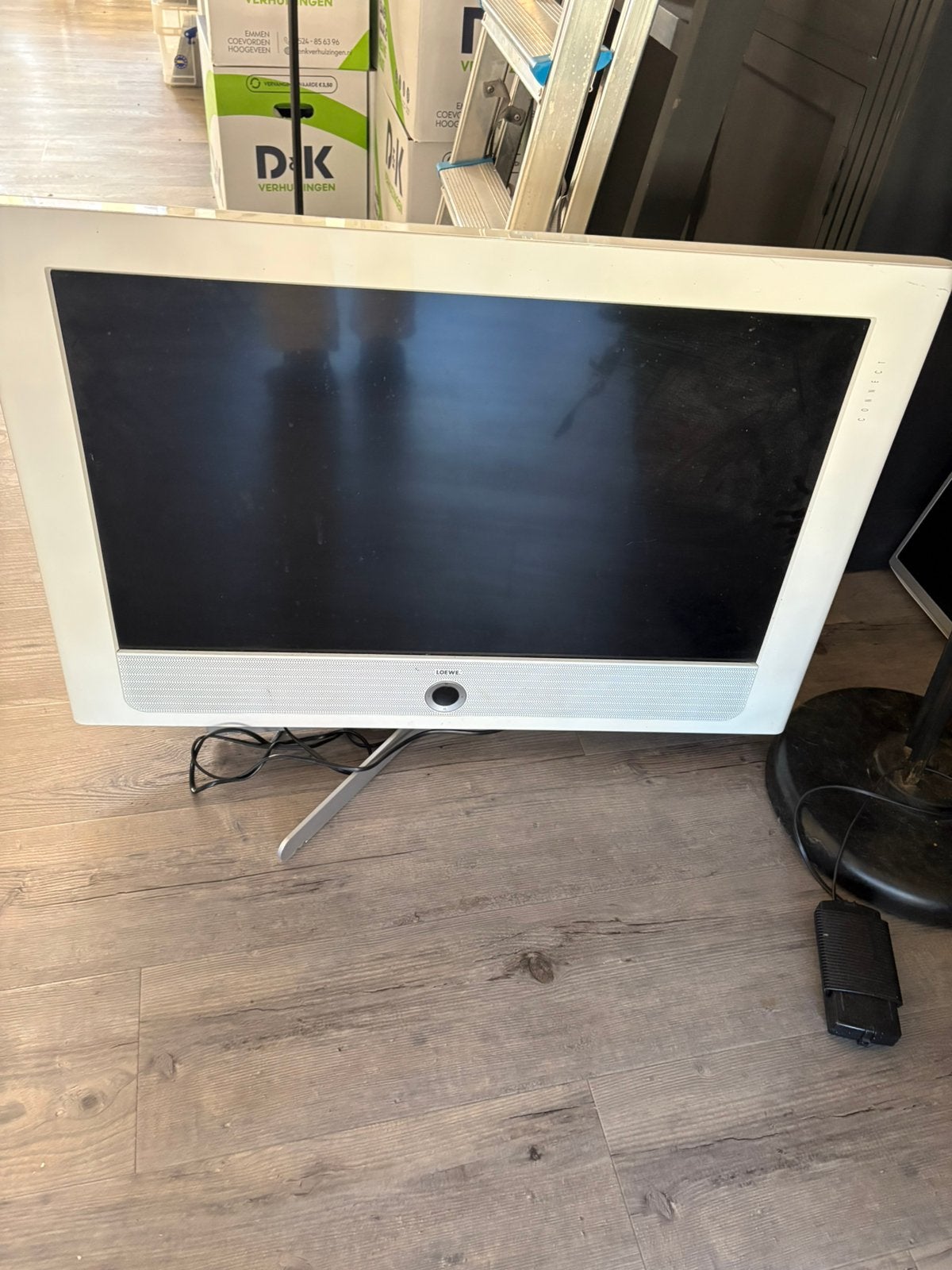 Loewe TV 32 inch, 50 Hz, 80 tot 100 cm, Zo goed als nieuw, Ophalen