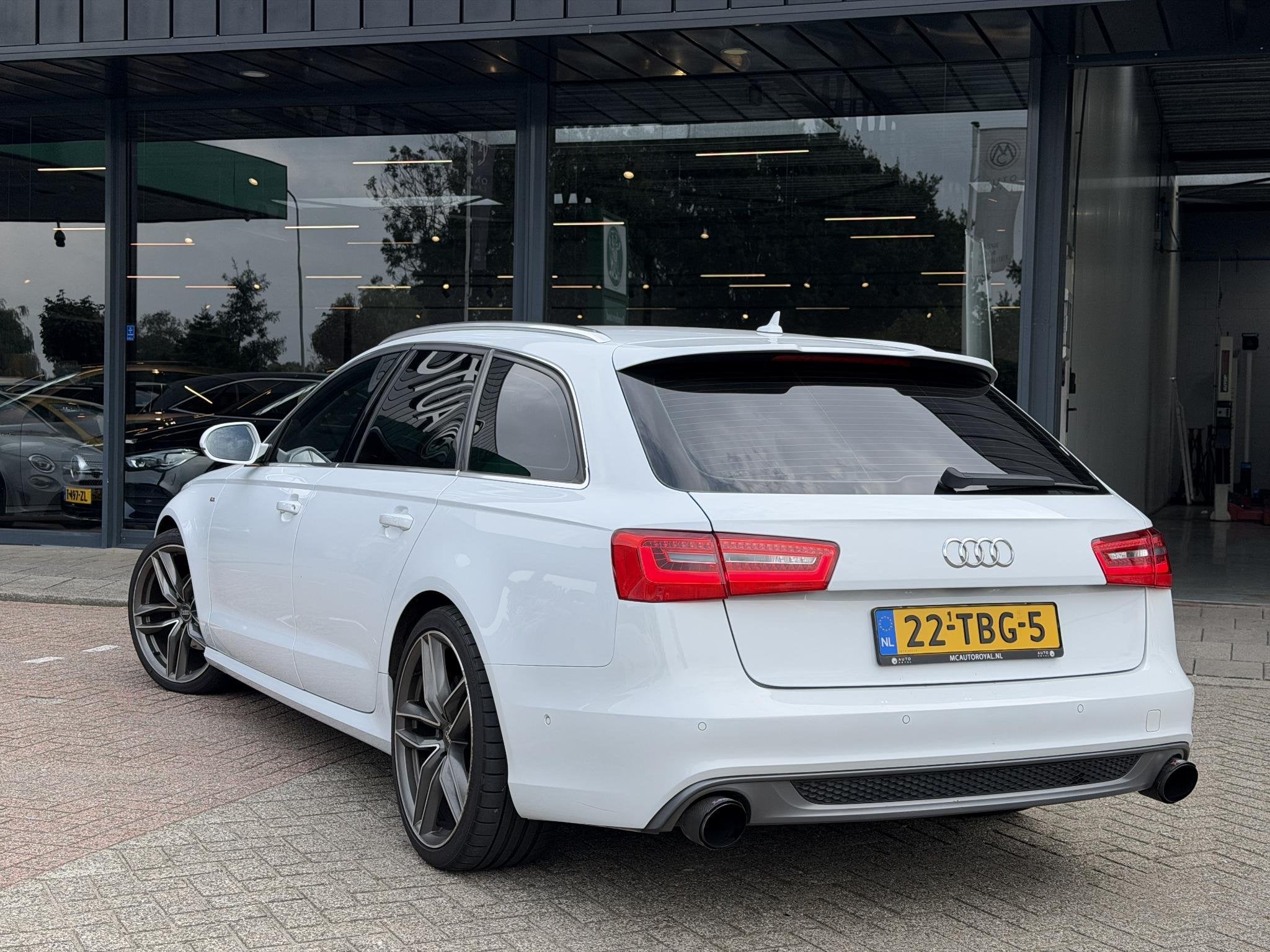 Audi A6 Avant 2.0 TFSI Pro Line Plus AUTOMAAT | LEDER | S- L, Euro 5, 15 km/l, Gebruikt, Zwart