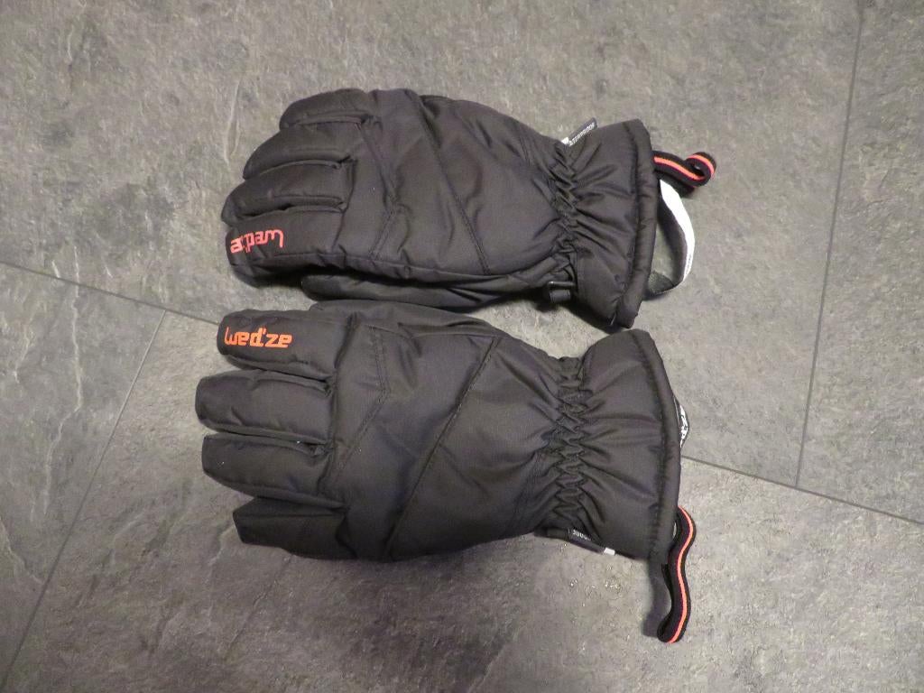 Handschoenen Wedze. Waterproof. Grote kindermaat., Jongen of Meisje, Ophalen of Verzenden, Zo goed als nieuw, Handschoenen