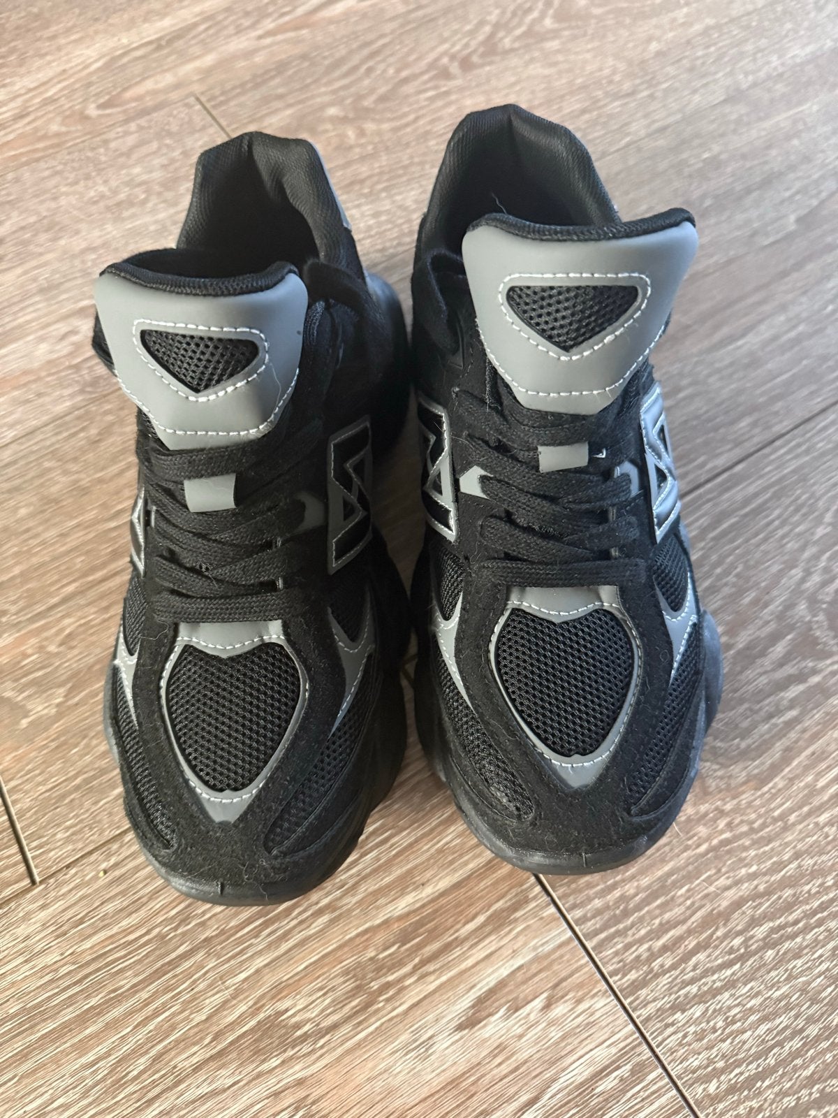 Nieuwe new balance sneakers- Maat 39 - Comfortabel, Ophalen of Verzenden, Nieuw, Zwart, Sneakers of Gympen