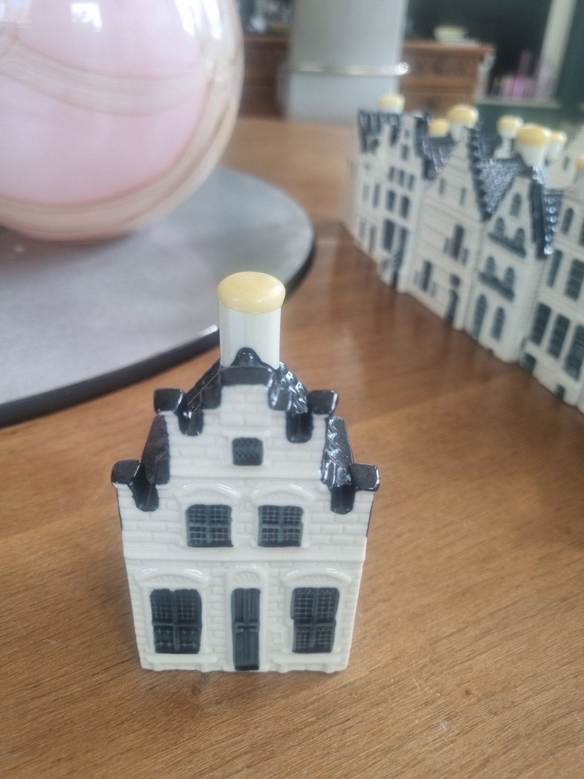 KLM Huisje 76 - Het Straatje van Vermeer, Ophalen of Verzenden, Zo goed als nieuw, 61 t/m 80, Gevuld