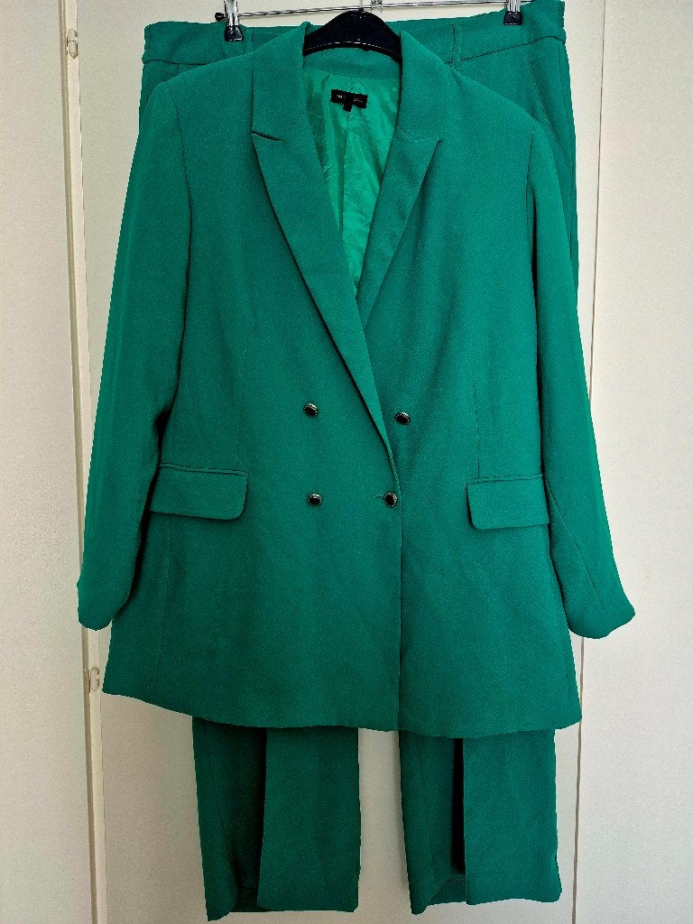 M&S MODE Leuk groen BROEK PAK maat 48/50 zie maten aub!, Kleding | Dames, Grote Maten, Overige typen, Ophalen of Verzenden, Zo goed als nieuw