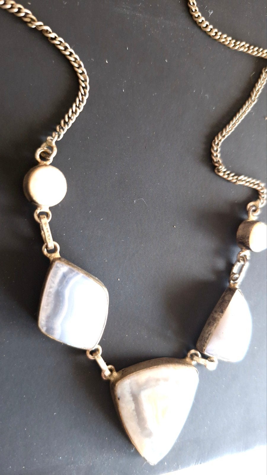 Zilveren ketting met agaat en parelmoer, Gebruikt, Ophalen of Verzenden, Met edelsteen, Zilver