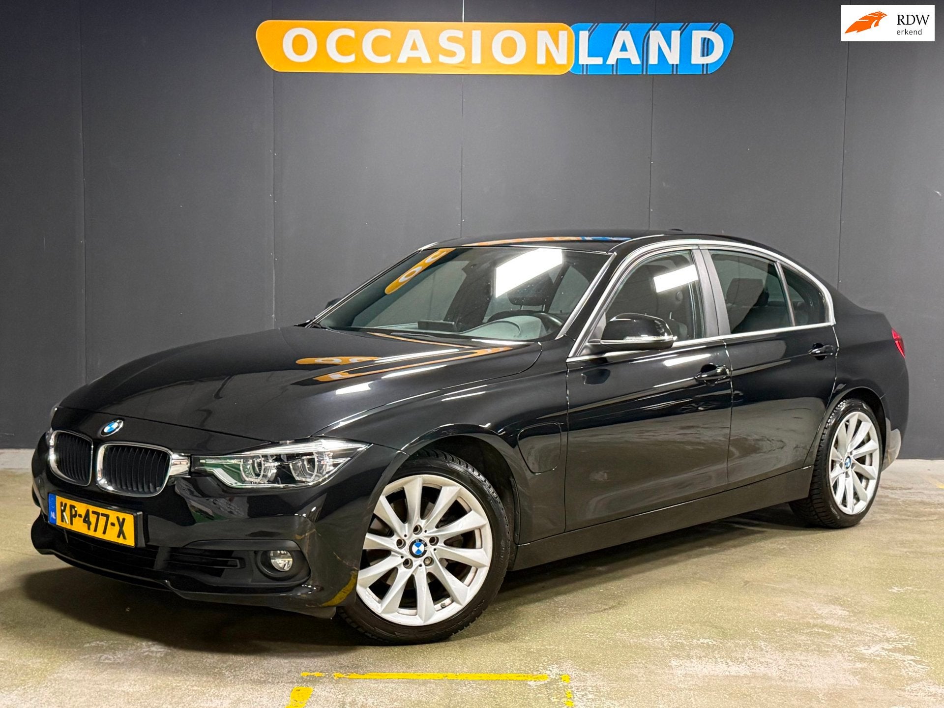 BMW 3-serie 330e High Executive|LED|LEDER|KEYLESS|CRUISE|STO, Auto's, BMW, Automaat, 1998 cc, Achterwielaandrijving, Gebruikt