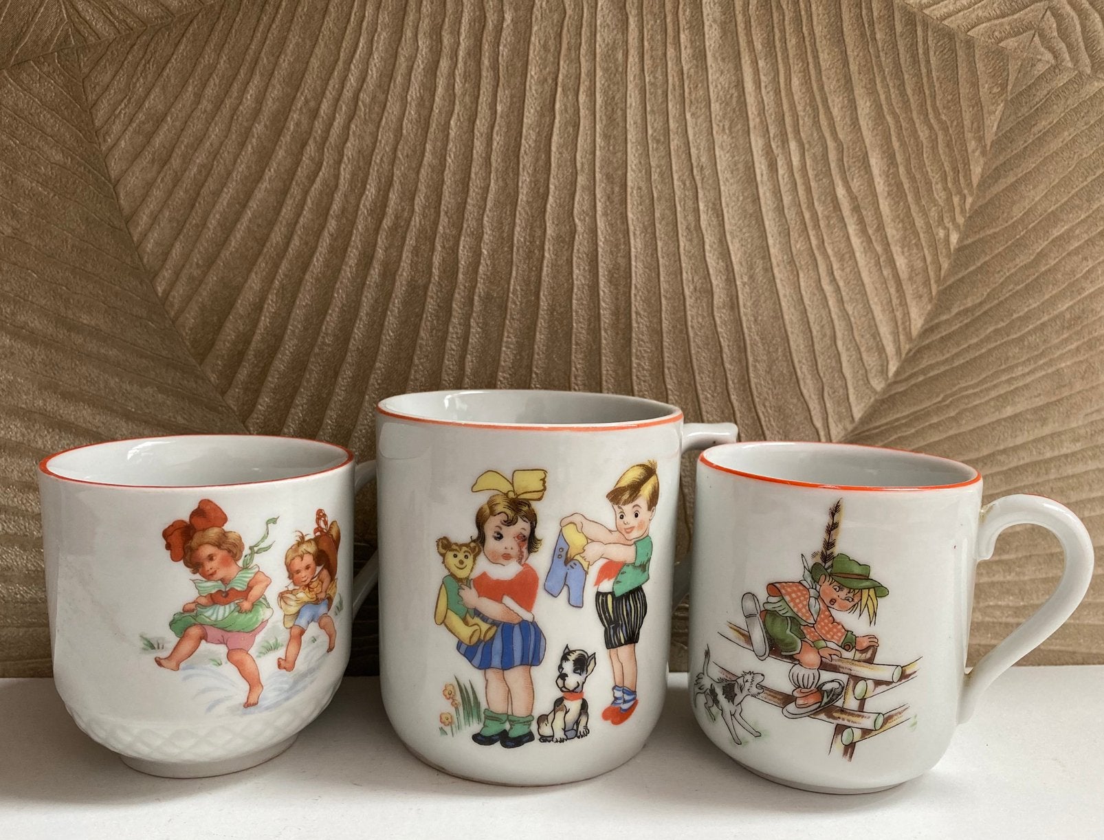 3 antieke kindermokken ca 1930-1950, Ophalen of Verzenden
