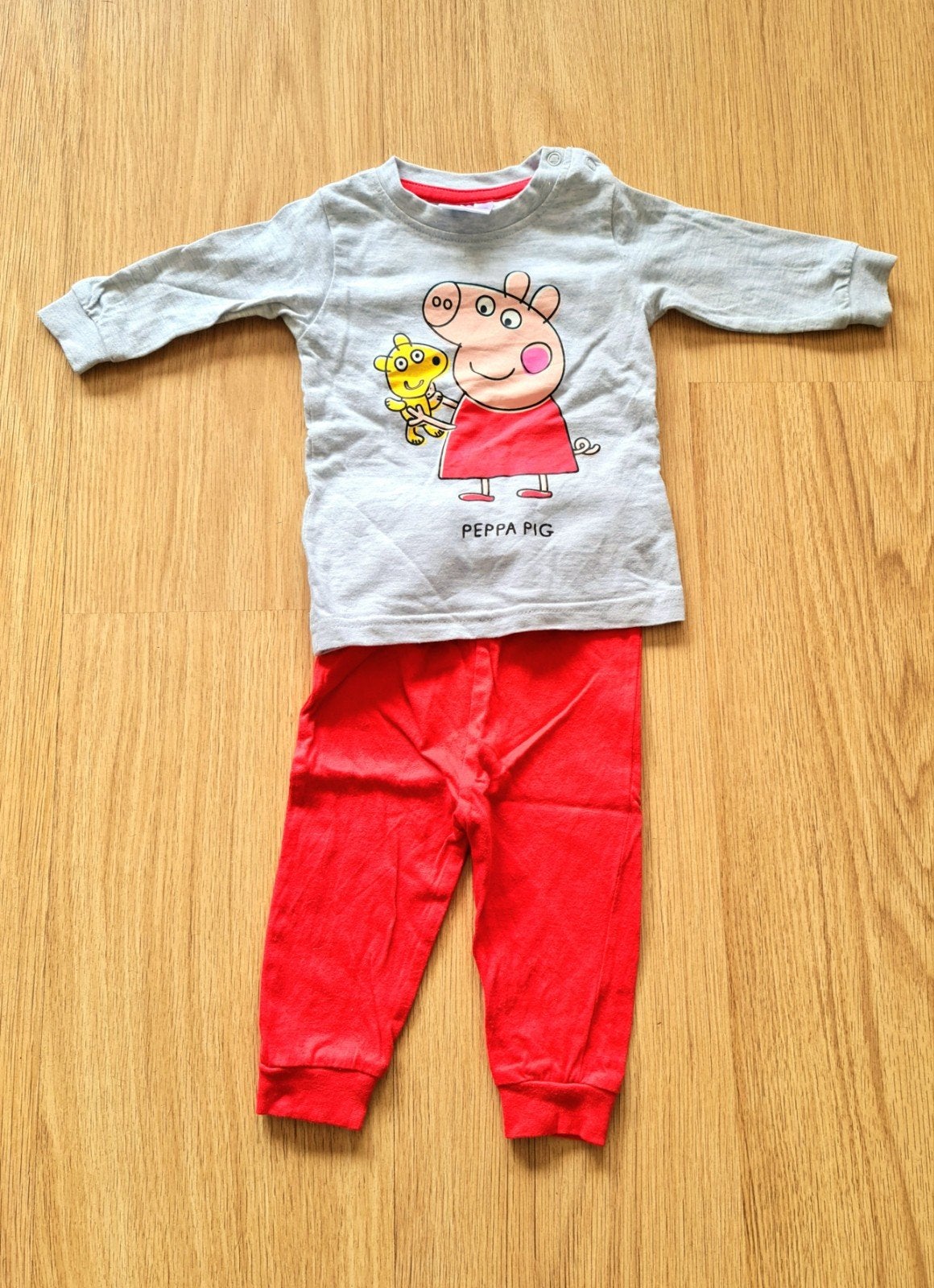 Pyjama peppa big maat 68, Jongetje of Meisje, Ophalen of Verzenden, Zo goed als nieuw, Nacht- of Onderkleding