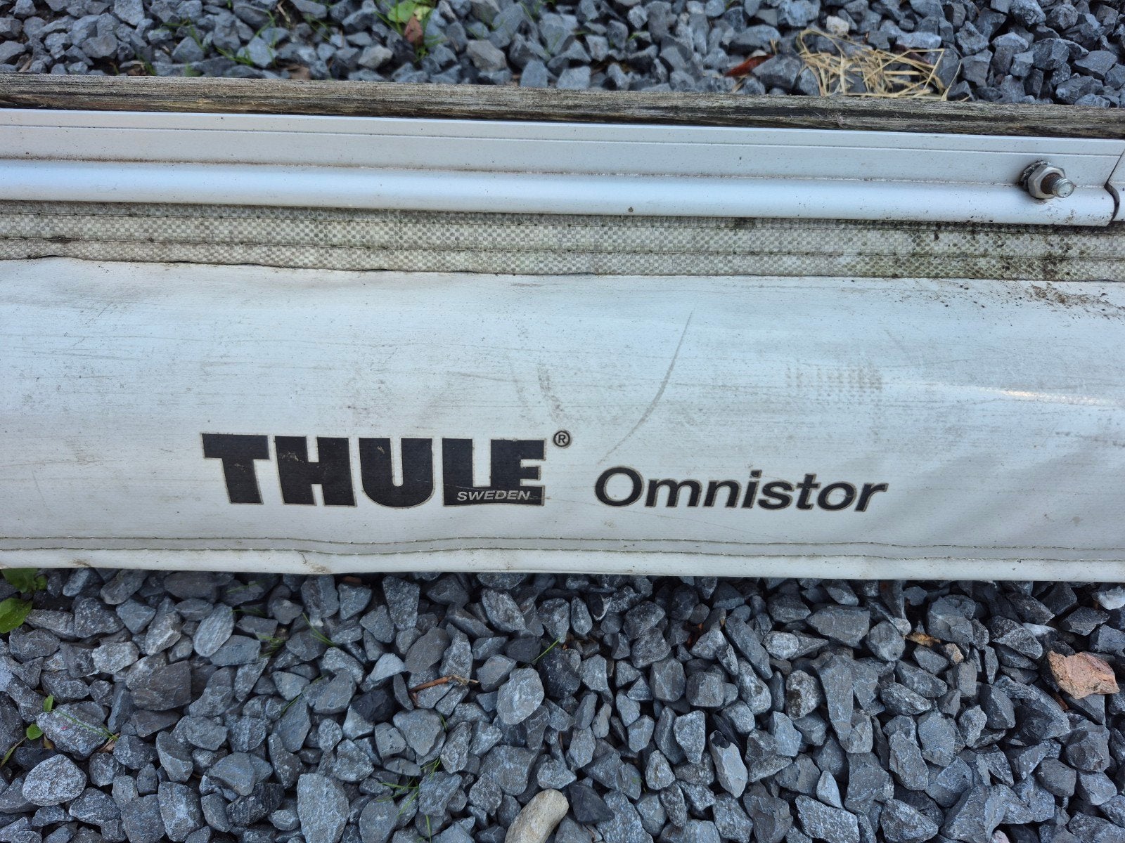 Thule Omnistor luifel, Ophalen