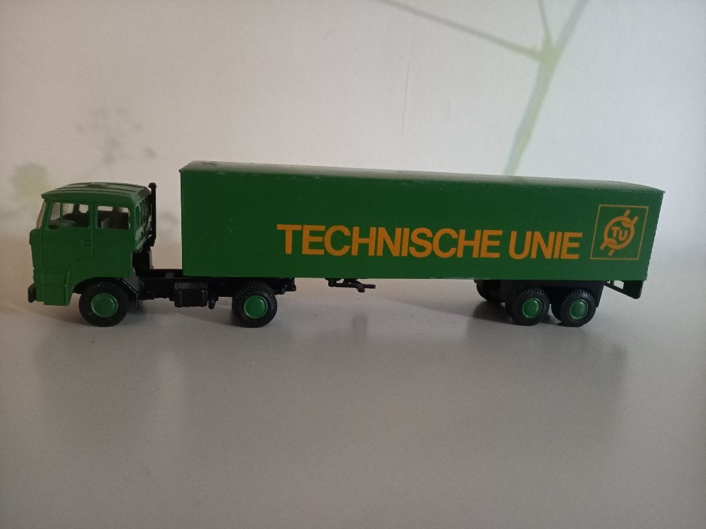 Daf 2800 met eurotrailer technische unie, Hobby en Vrije tijd, Ophalen of Verzenden, Zo goed als nieuw, Bus of Vrachtwagen, Lion Toys