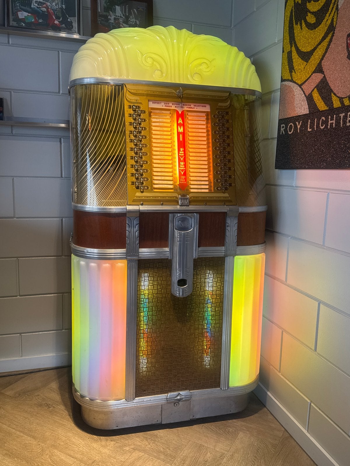 Vintage AMI b Jukebox - Klassieke Muziekervaring, Met singles, Gebruikt, 1950 tot 1960, Ophalen of Verzenden