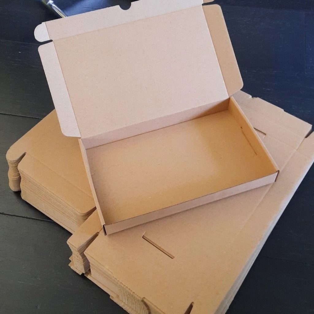 Brievenbusdozen A5 dozen doosjes verzenddozen pakket 50st, Verzenden, Nieuw