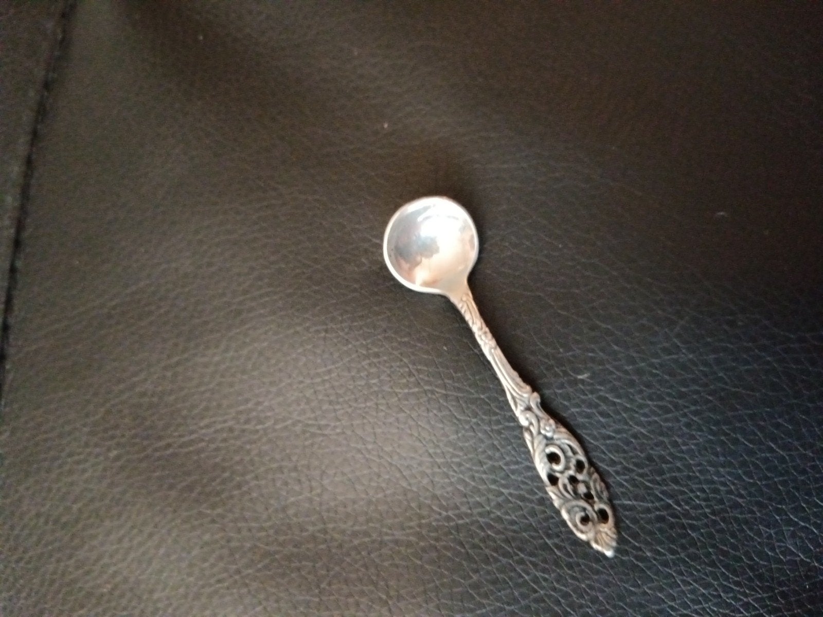Gero Zilvium 90 model 635 Oud Hollands zoutlepeltje, Ophalen of Verzenden