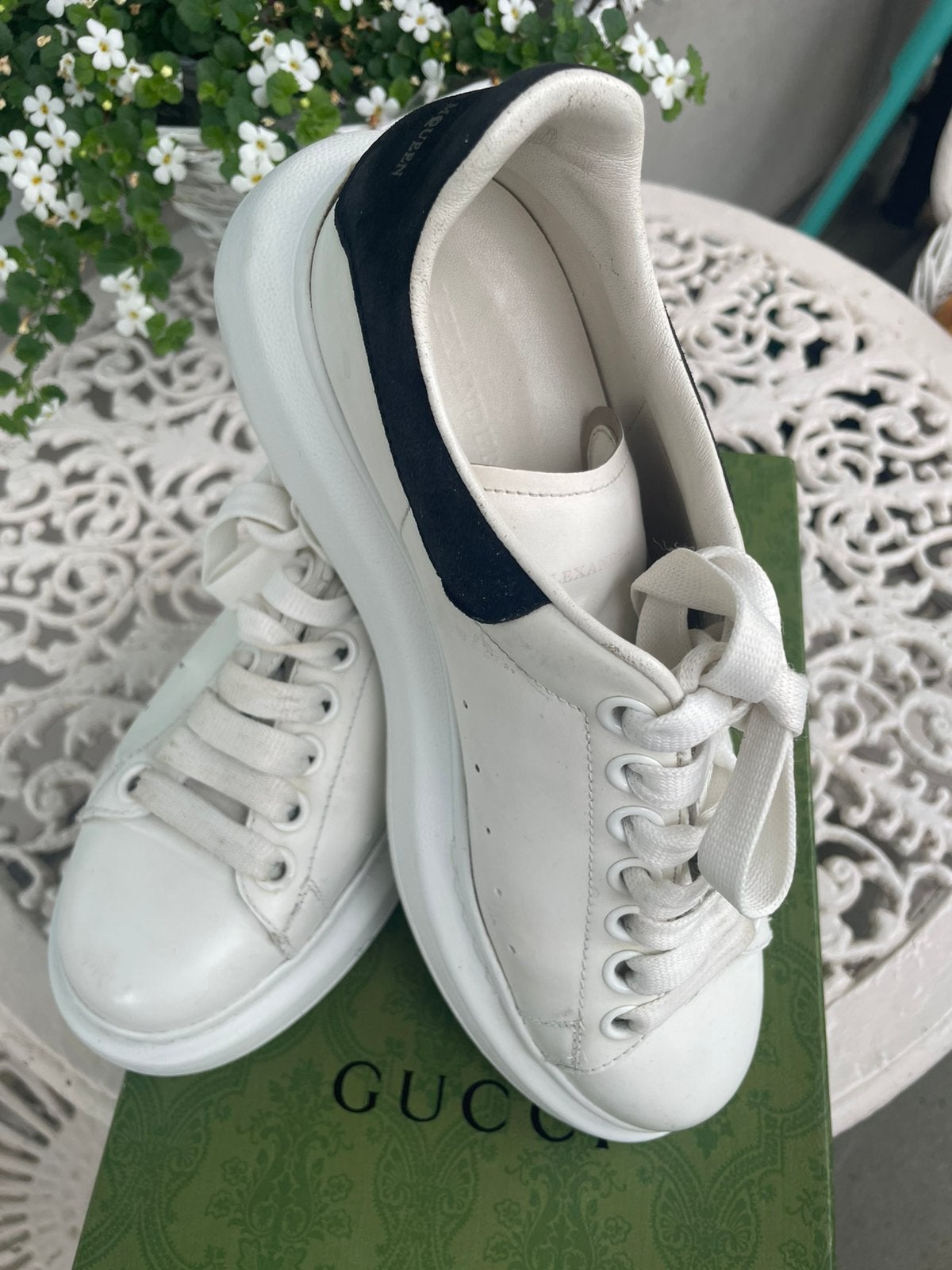 Alexander McQueen( Origineel )sneakers maat 37, Kleding | Dames, Schoenen, Wit, Ophalen of Verzenden, Sneakers of Gympen, Gedragen