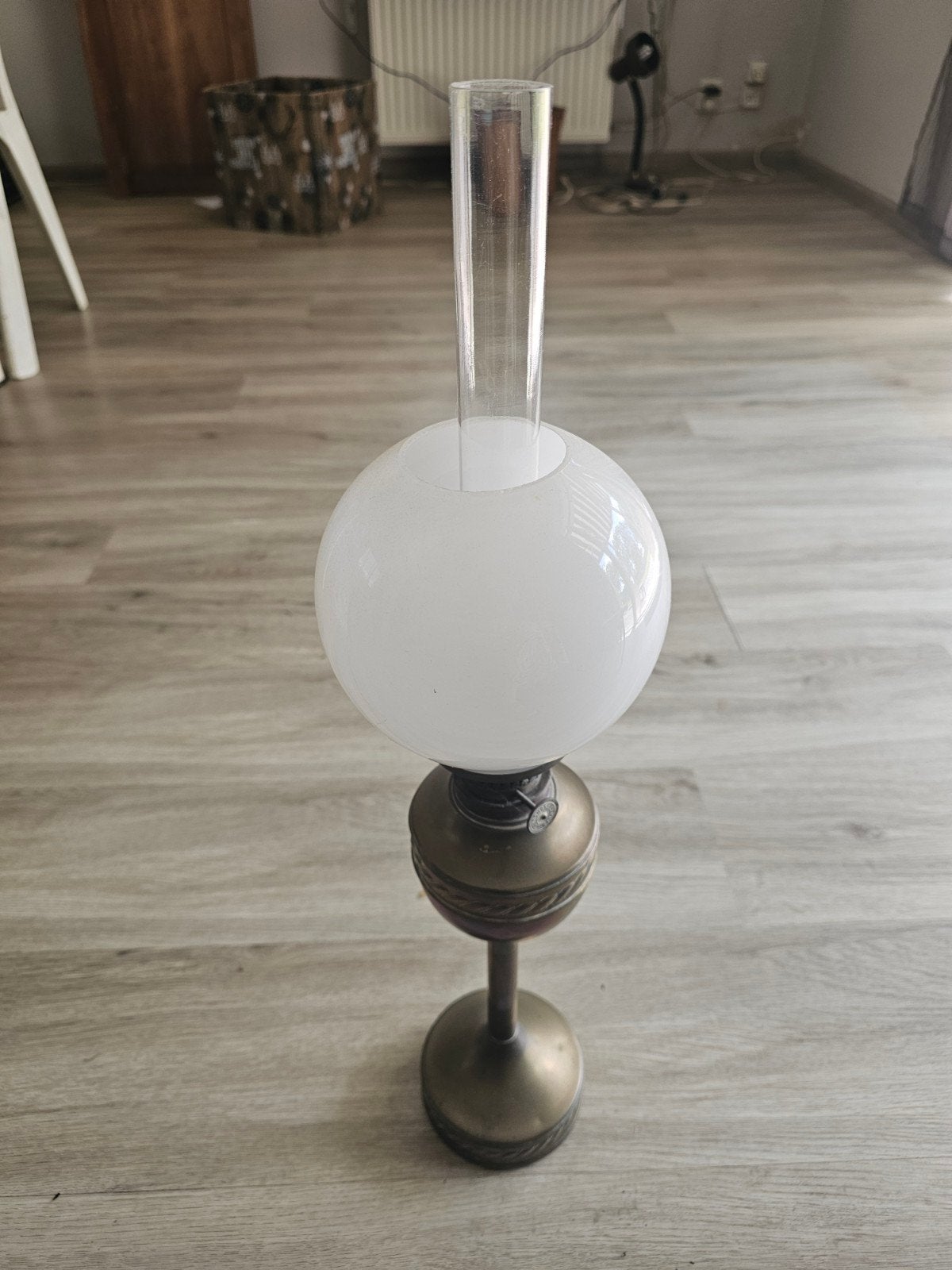 Antieke olielamp - 60 cm hoog, Ophalen of Verzenden
