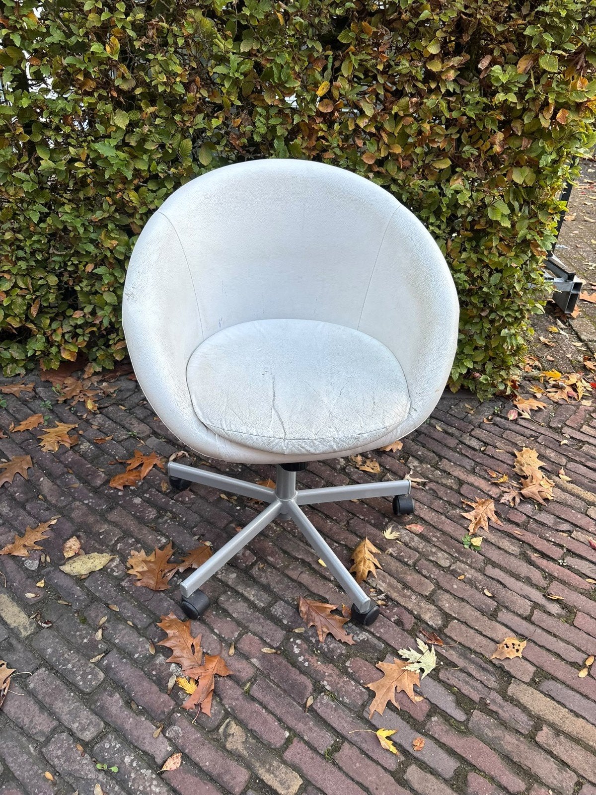 Gratis, Ikea wit leren bureaustoel,, skruvsta, Ophalen, Gebruikt, Wit