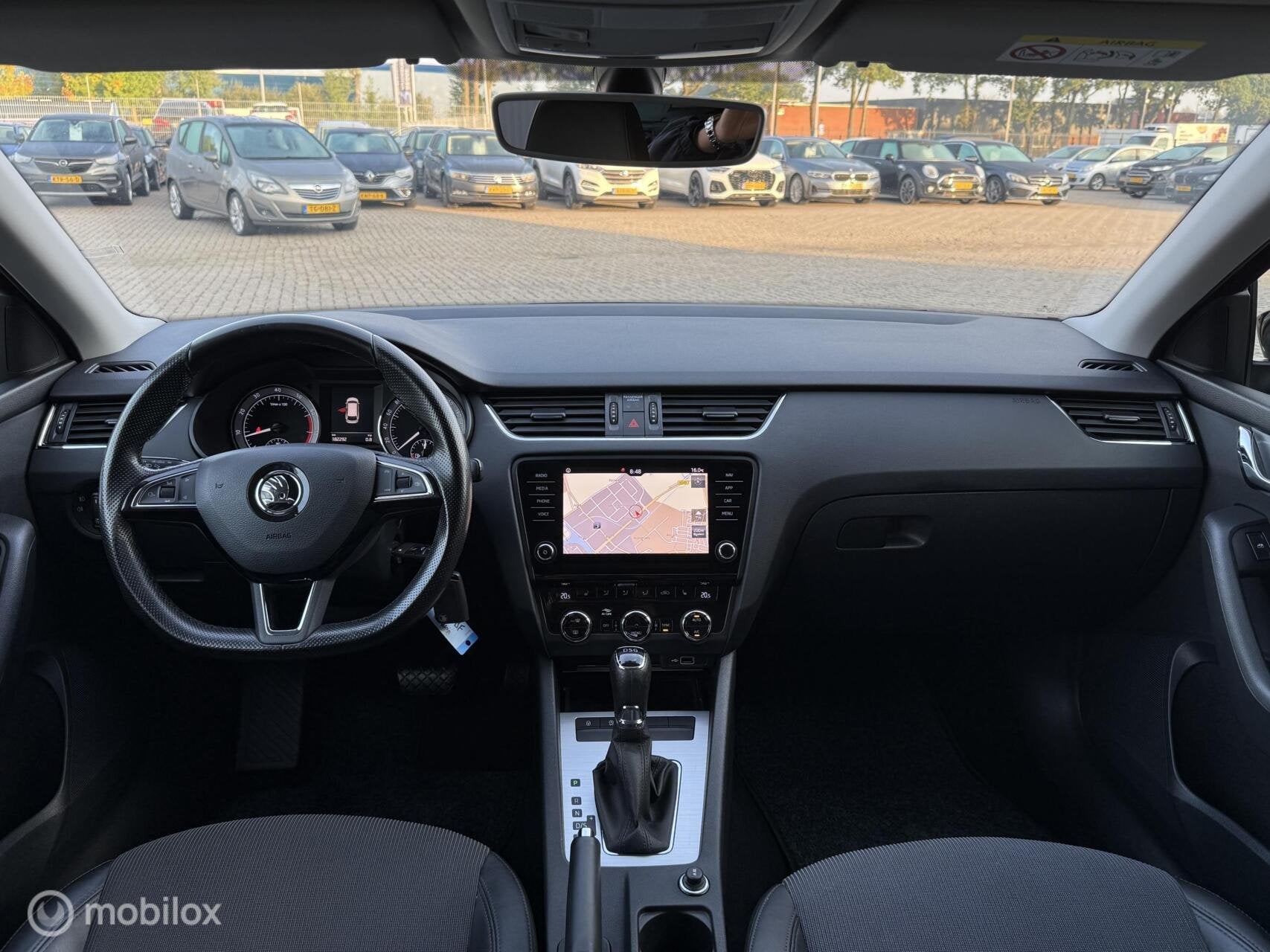 Skoda Octavia Combi 1.5 TSI Greentech Sport AUTOMAAT, Auto's, Gebruikt, Euro 6, 150 pk, Zwart