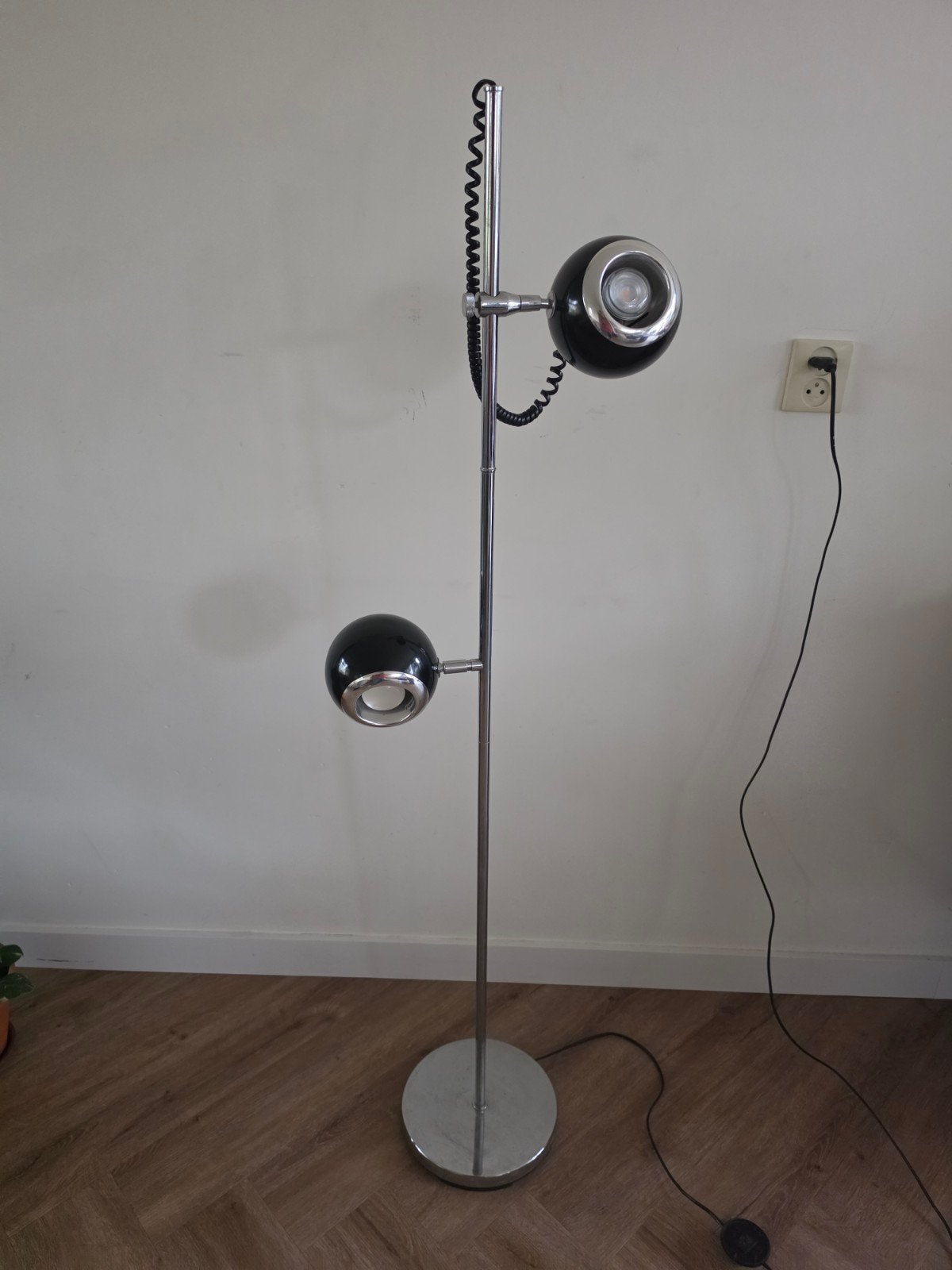 eye ball vloerlamp vintage bollamp, Ophalen of Verzenden, Zo goed als nieuw, Metaal, 150 tot 200 cm