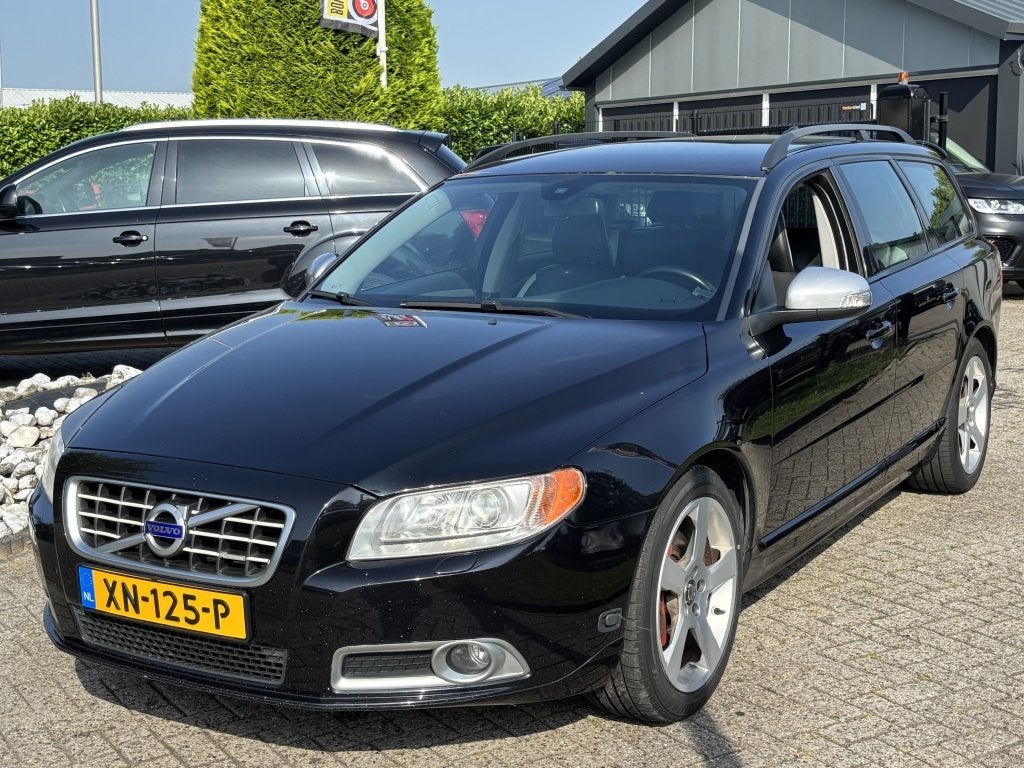 Volvo V70 2.5 Turbo 232PK R-Design 2010 Xenon Handgeschakeld, Auto's, Volvo, 1552 kg, 232 pk, Gebruikt, Handgeschakeld