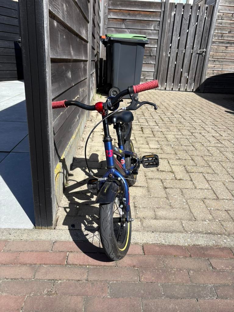 Leuk eerste kinderfietsje, 12 inch, Fietsen en Brommers, Fietsen | Kinderfietsjes, Ophalen, Zo goed als nieuw, Terugtraprem, Minder dan 16 inch