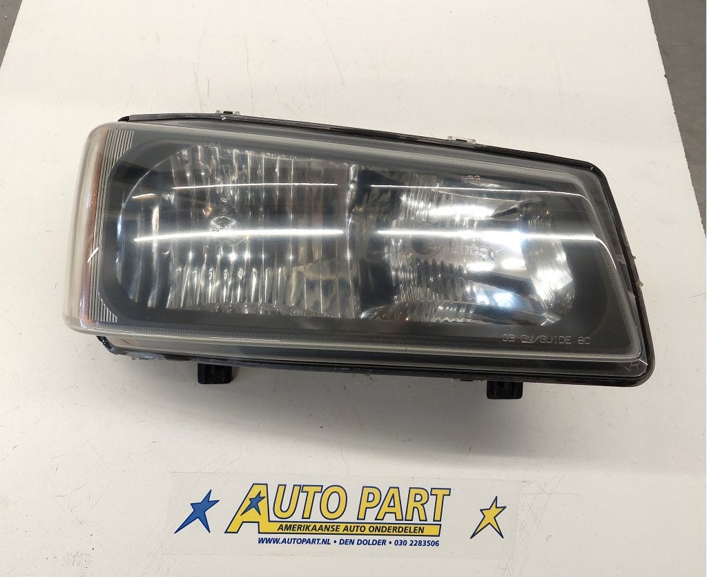 Chevrolet Silverado pickup 2003-2006 bovenste koplamp, Gebruikt, Info@gm.com, Ophalen of Verzenden, P.O. BOX 33170 Detroit, MI 48232-5170
