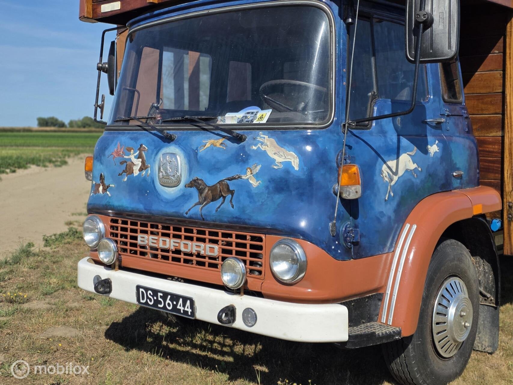 Foto 7 van Bedford TK Camper
