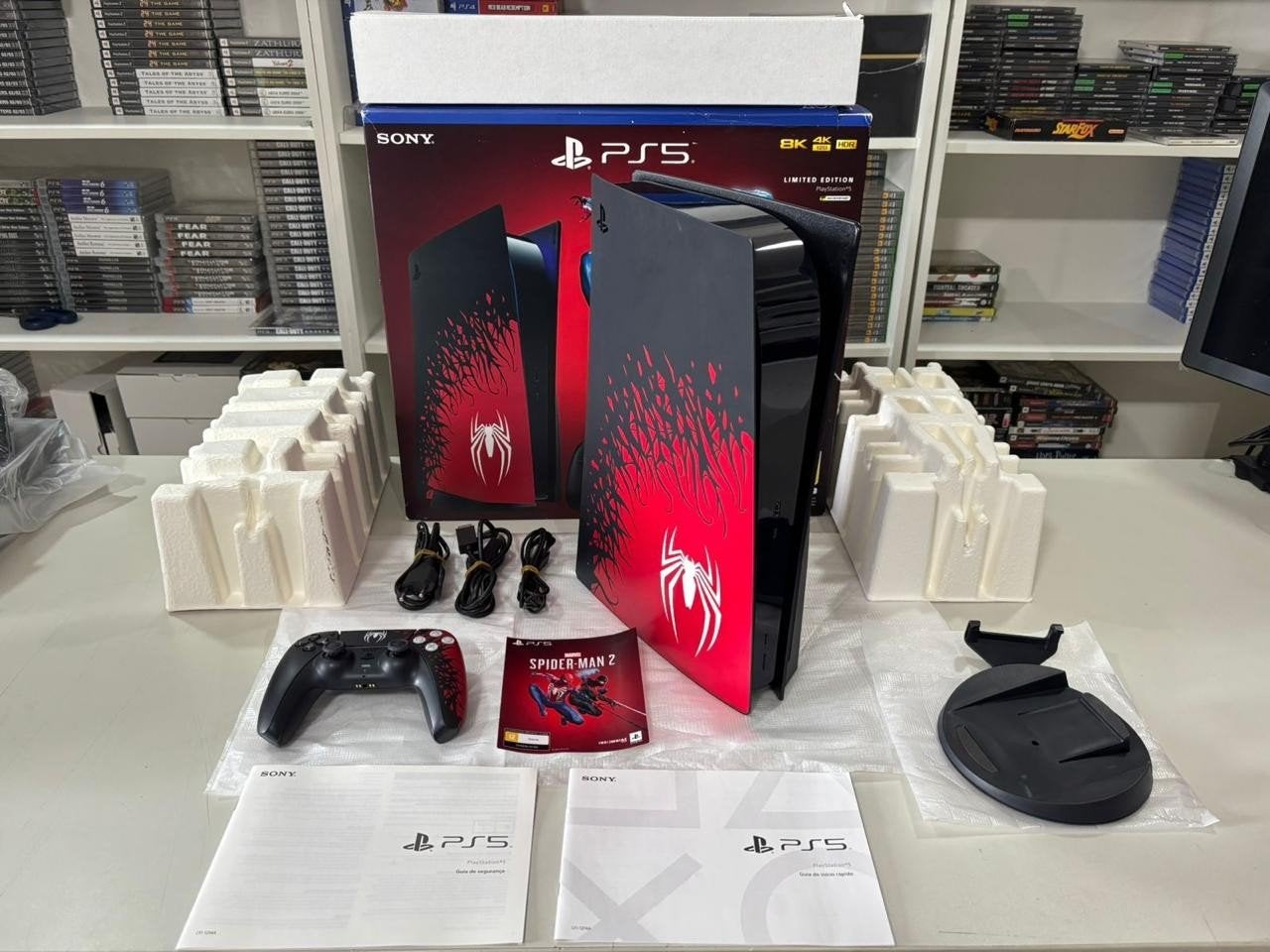 Playstation 5 Spider-Man 2 Limited Edition, Spelcomputers en Games, Spelcomputers | Sony PlayStation 5, Ophalen of Verzenden, Zo goed als nieuw