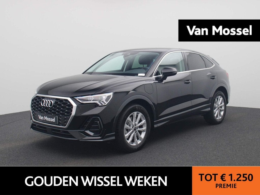 Audi Q3 Sportback 45 TFSI e Edition | APPLE CARPLAY - ANDROI, Auto's, 12 maanden, Stof, Gebruikt, Zwart
