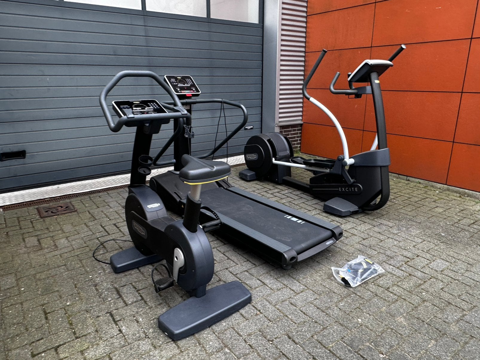 Technogym Loopband , Crosstrainer en Hometrainer, Ophalen, Gebruikt