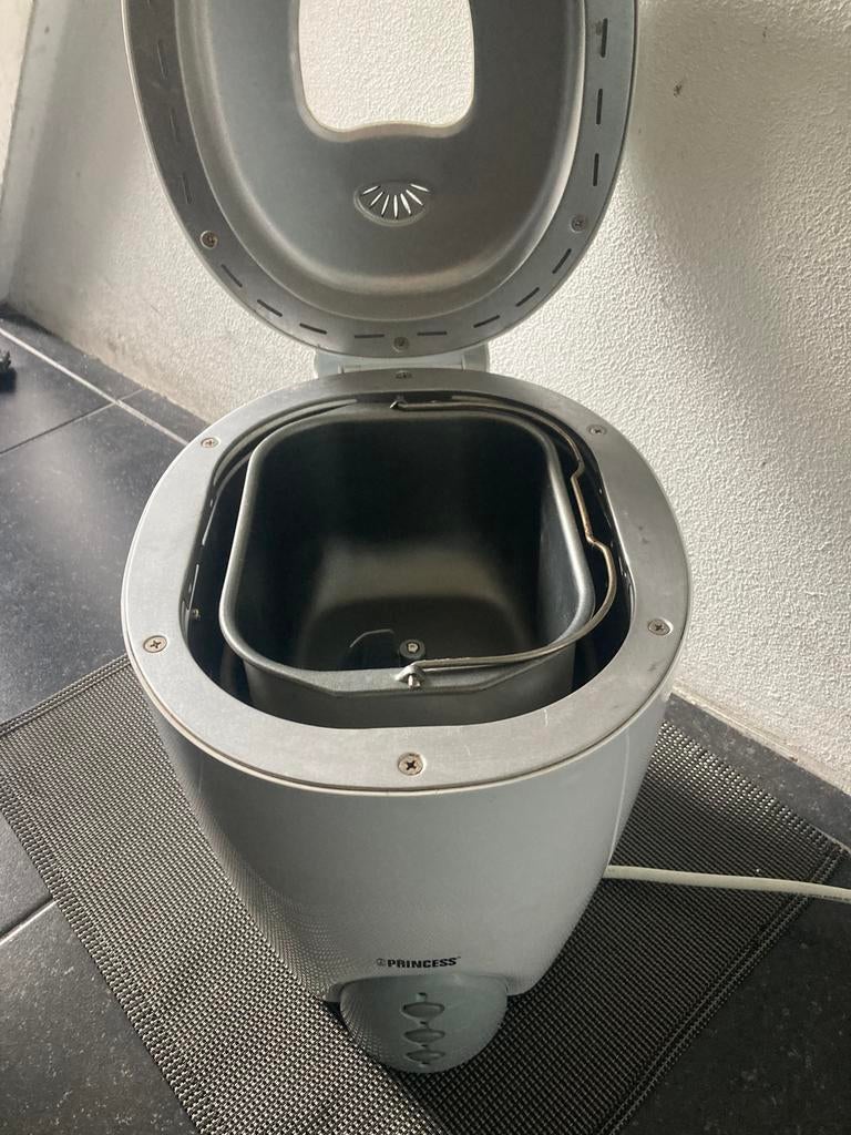 Princess broodmachine, Ophalen, Zo goed als nieuw