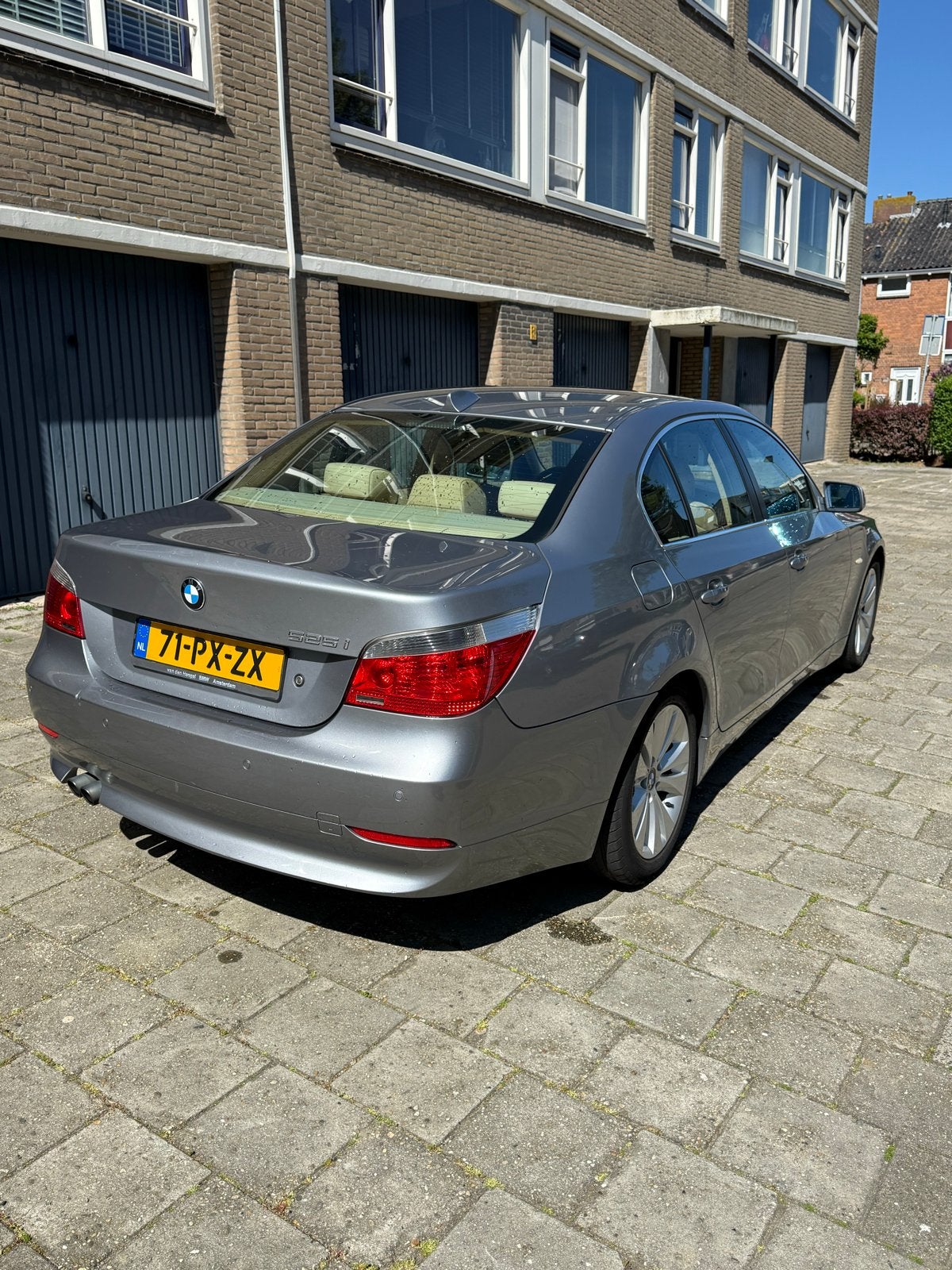 BMW 5-Serie 2.5 I 525 AUT 2005 Grijs, Auto's, BMW, Particulier, 5-Serie, Airbags, Airconditioning, Alarm, Automatische klimaatregeling