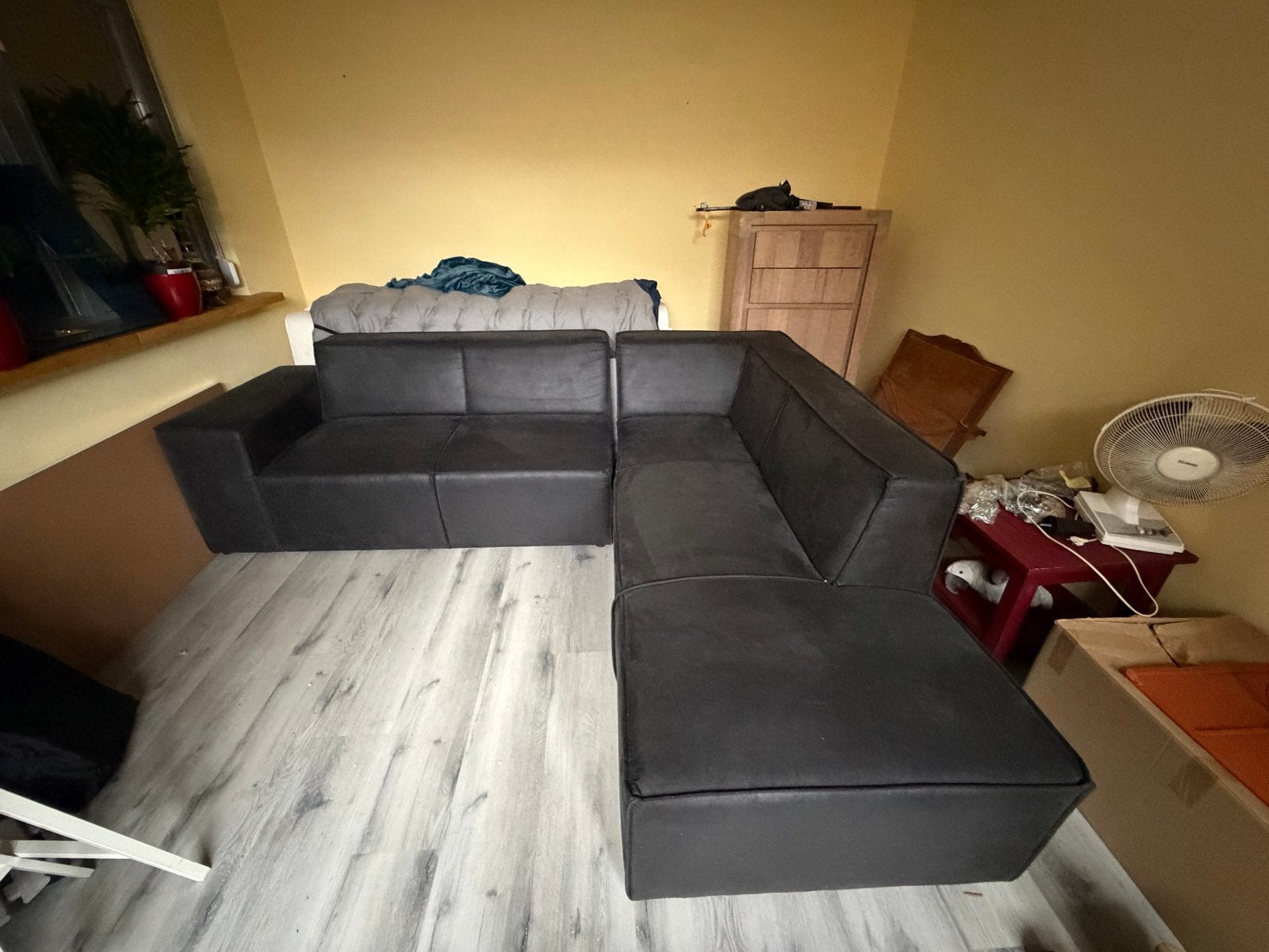 Zwarte stoffen hoekbank - Zeer mooie staat, Huis en Inrichting, Ophalen, 250 tot 300 cm, Hoekbank, Zo goed als nieuw