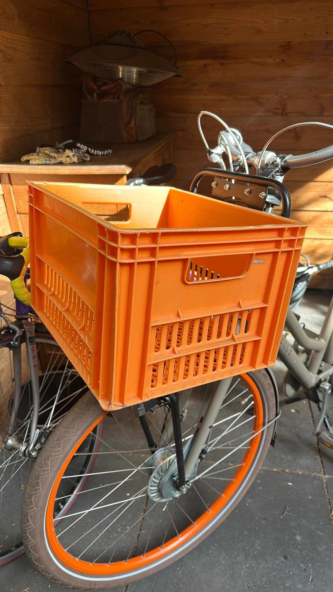 Oranje fietskrat, Ophalen, Gebruikt, Fietskrat