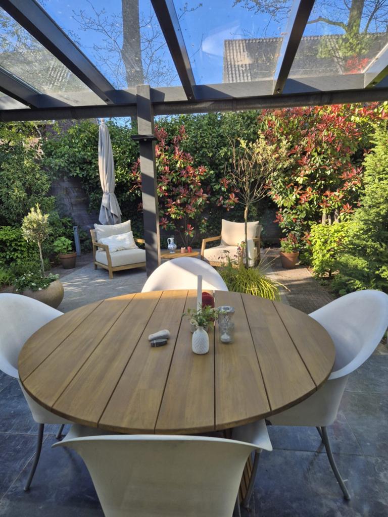 Set van 4 stapelbare tuinstoelen, wit kunststof, Ophalen of Verzenden, Gebruikt, Kunststof, Stapelbaar