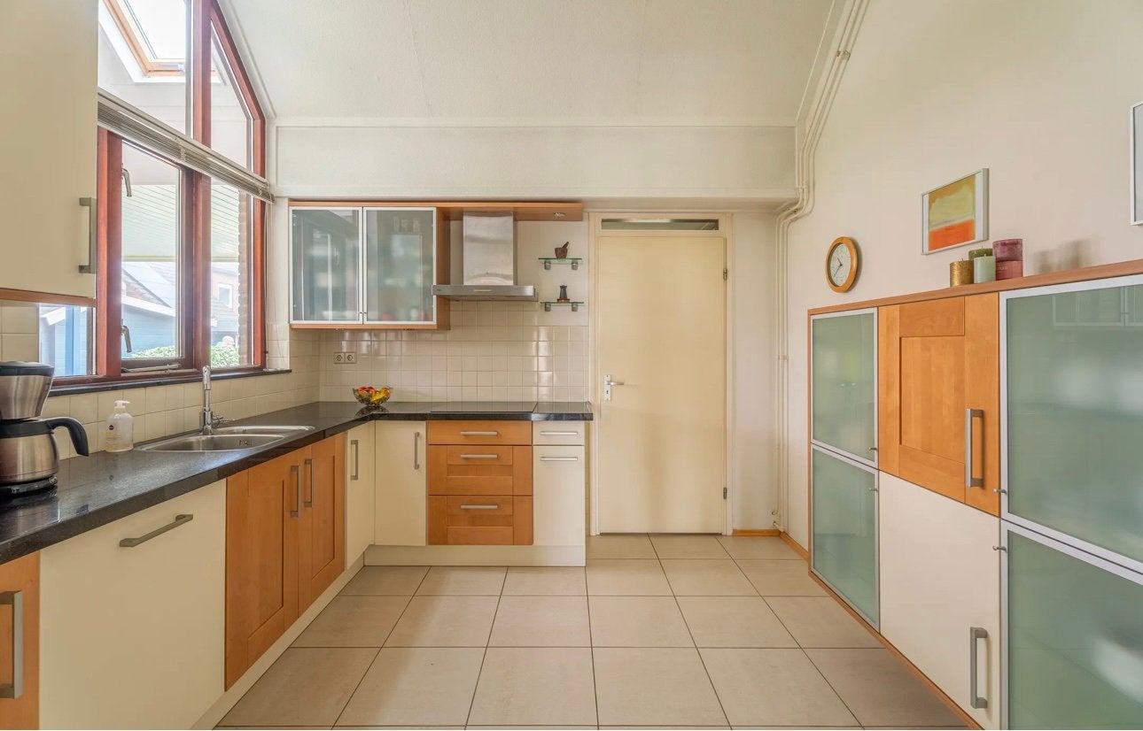 Complete hoekkeuken met inbouwapparatuur, Huis en Inrichting, Keuken | Complete keukens, Ophalen, Gebruikt, Hoekkeuken, Graniet of Steen