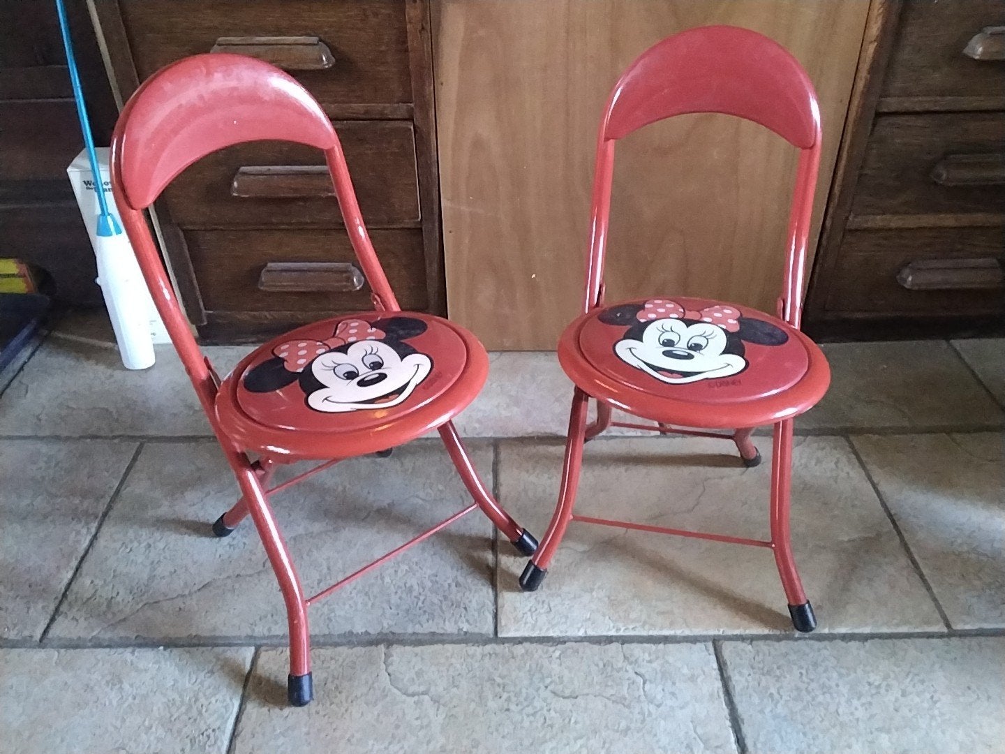 2 originele Disney Minnie Mouse kinderstoeltjes, inklapbaar, Ophalen of Verzenden, Gebruikt, Stoel