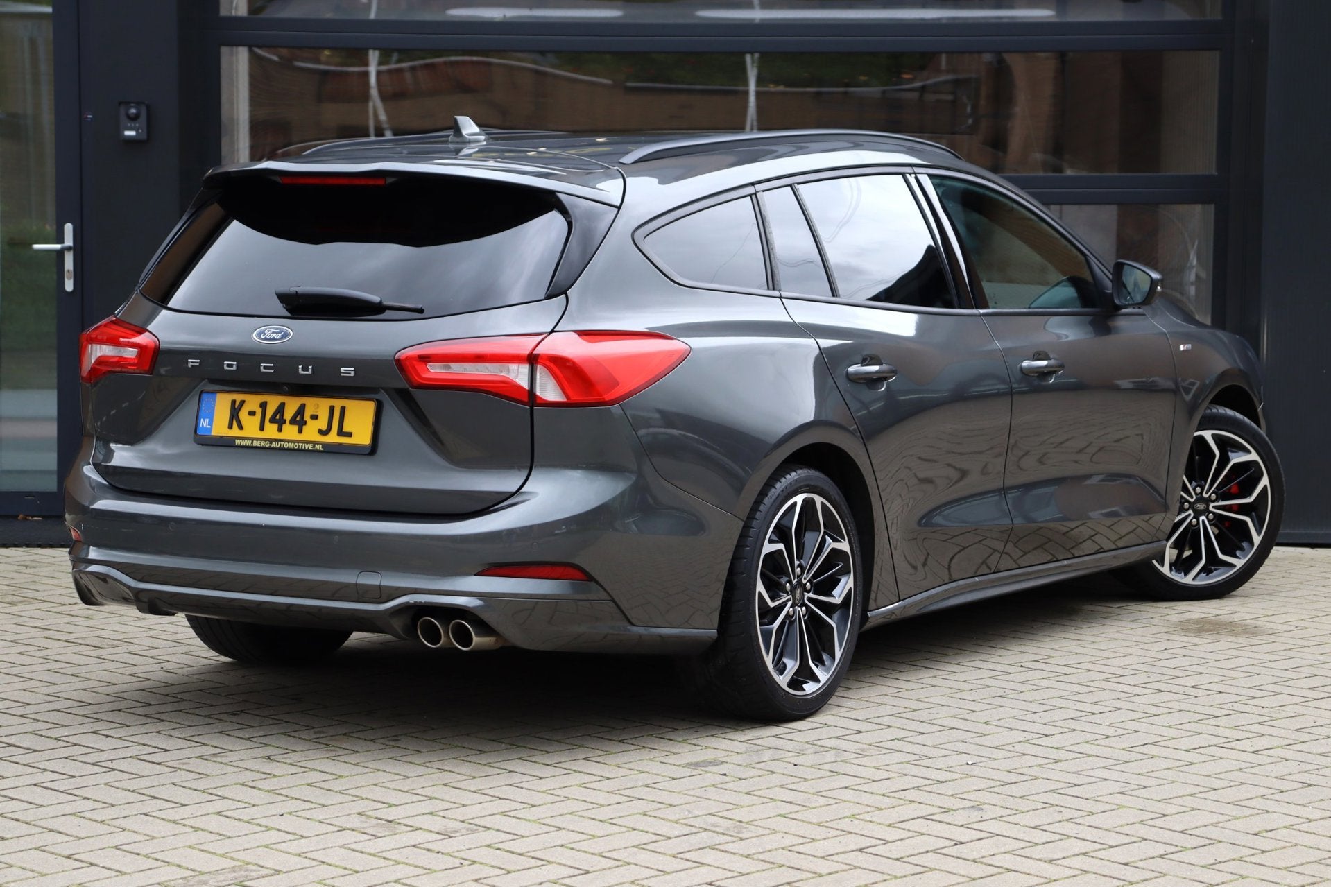 Ford Focus Wagon 1.0 EcoBoost Titanium ST X Business | NAP |, 125 pk, Gebruikt, Blauw, Origineel Nederlands