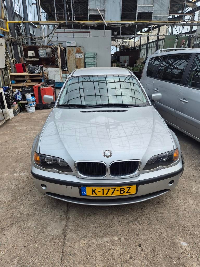 BMW 3-Serie 2.0 I 318 2003 Grijs, Auto's, BMW, Achterwielaandrijving, 1995 cc, 14 km/l, Handgeschakeld